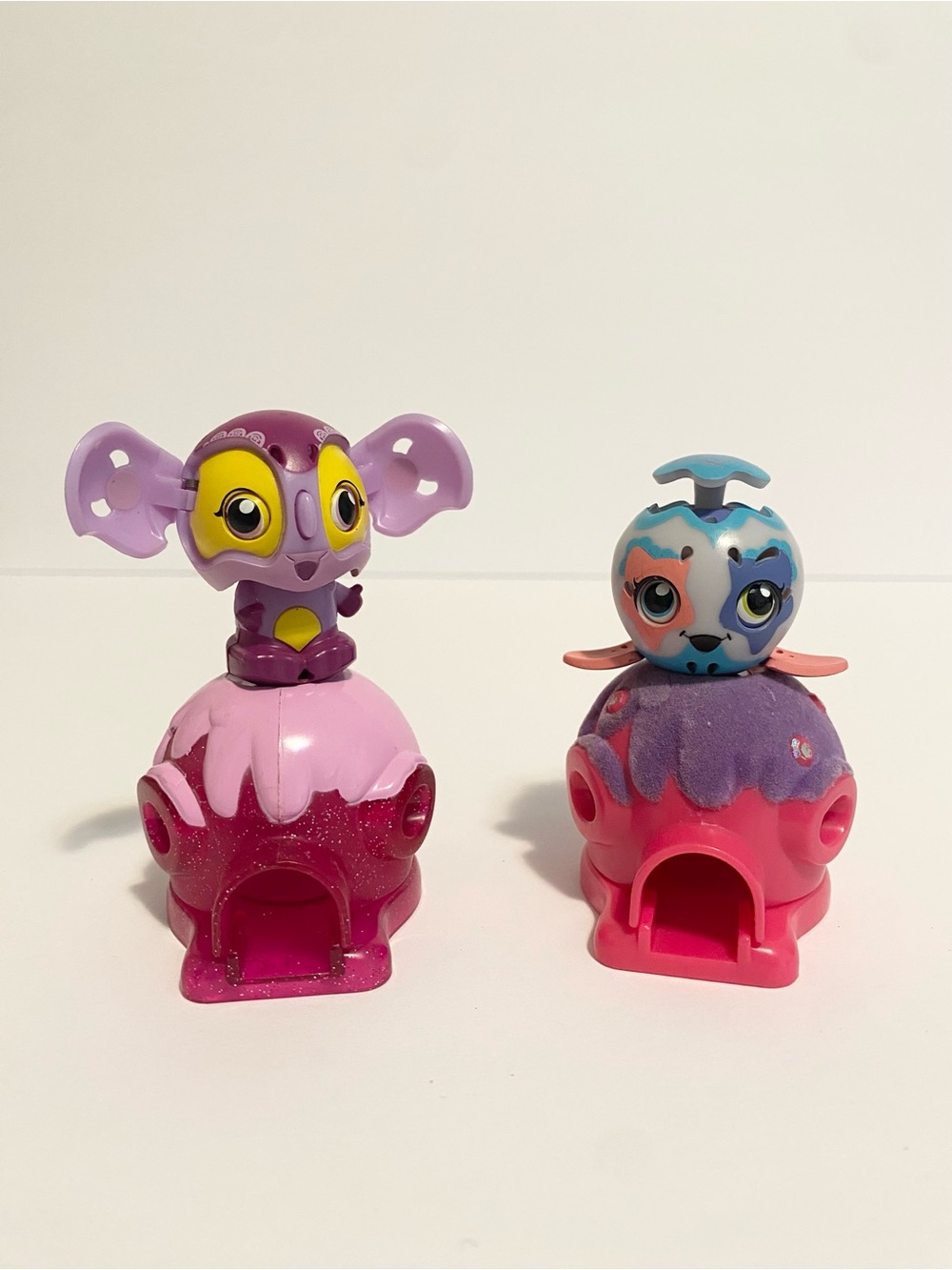 Zoobles Spring To Life Action Figure w Habitat House Toy Lot of 2 Whale Koala